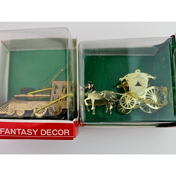 Fantasy Decor Christmas Lot of 9 Vintage Ornaments Gold Tone Light Metal Mixed - Picture 7 of 10